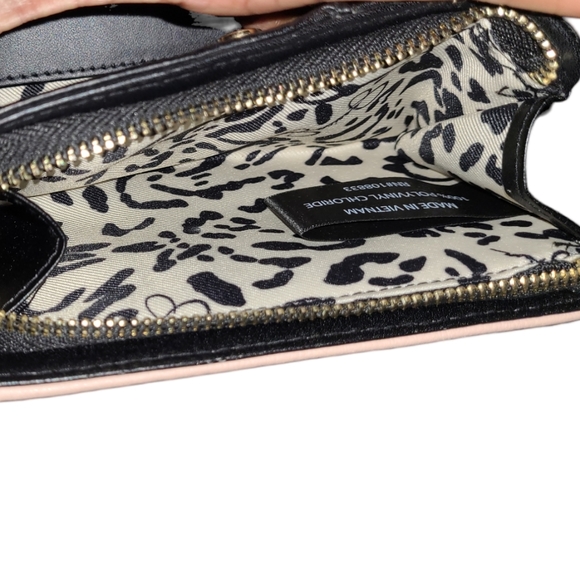💕NWT Jessica Simpson Wallet💕 - Picture 7 of 8